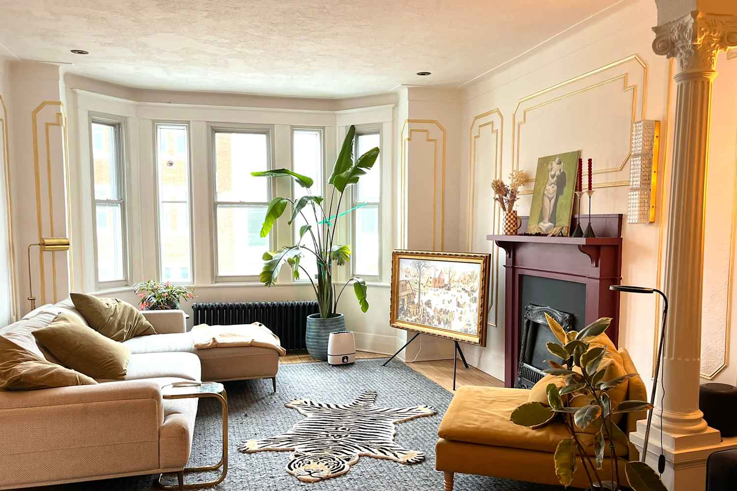 This 100-Year-Old Montreal Apartment Has Parisian Details - Plus Bold, Unexpected Color