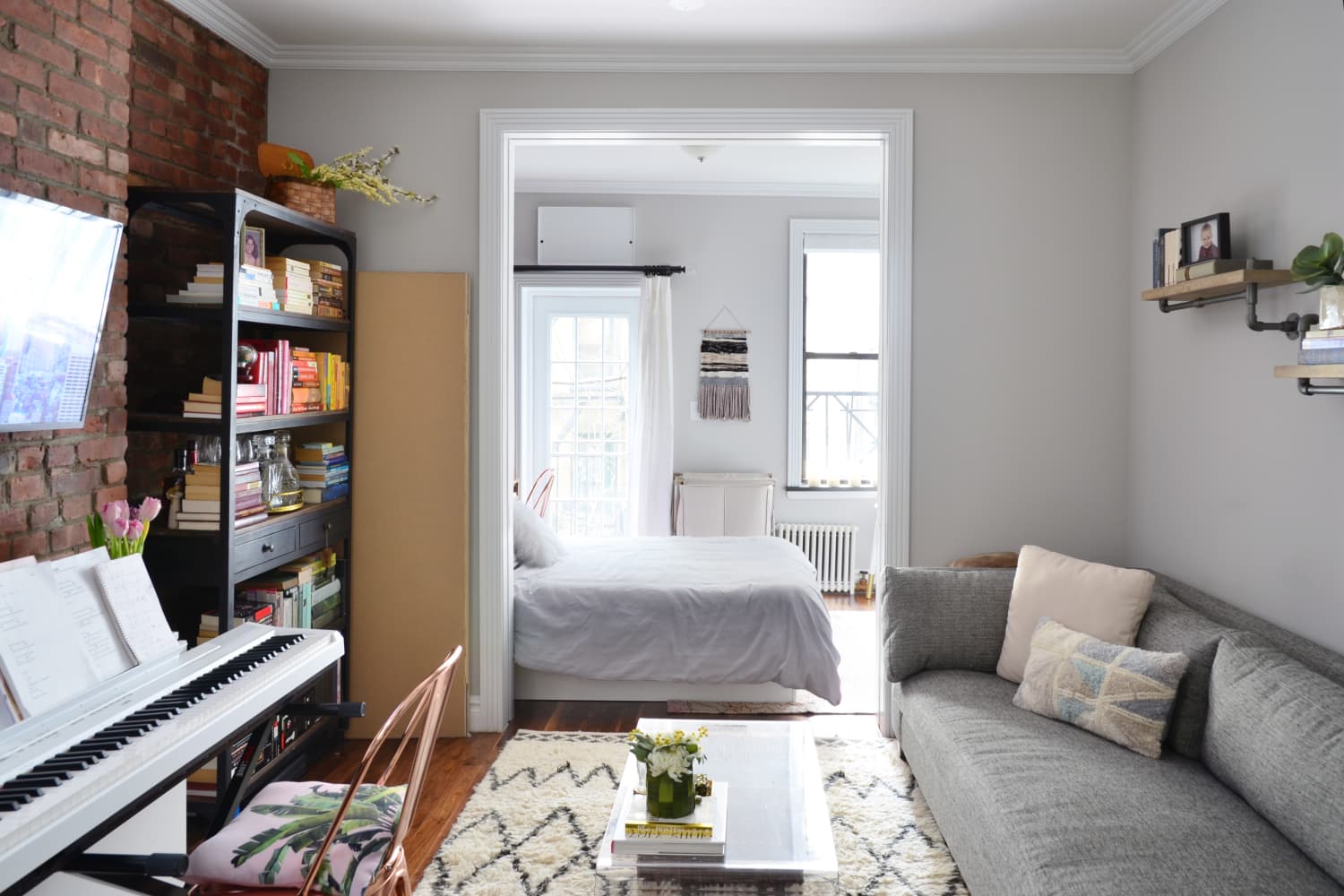 29 Sneaky Tips For Small Space Living