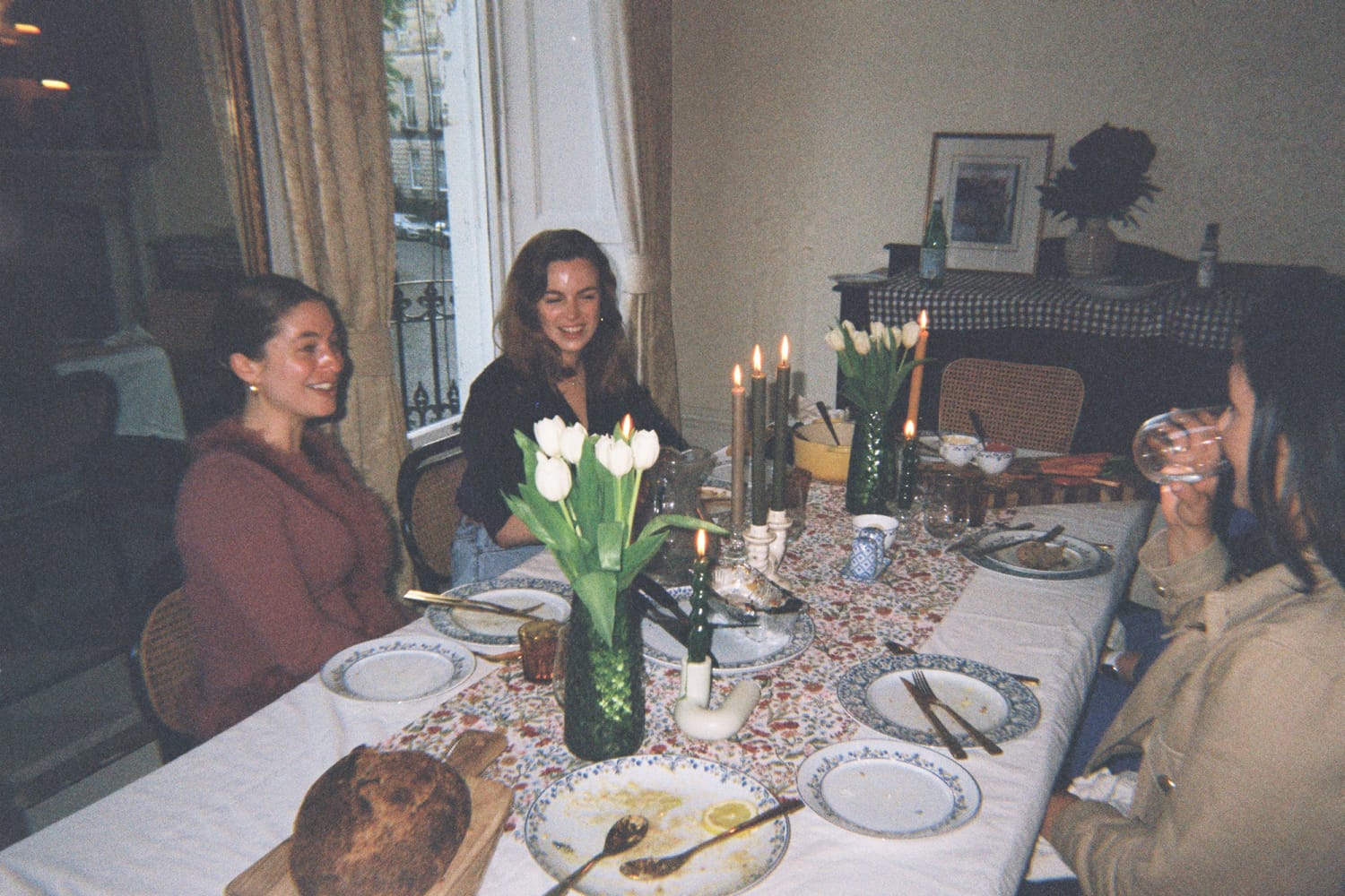 I Wanted to Make Friends in a New City — So I Hosted 5 Strangers for Dinner