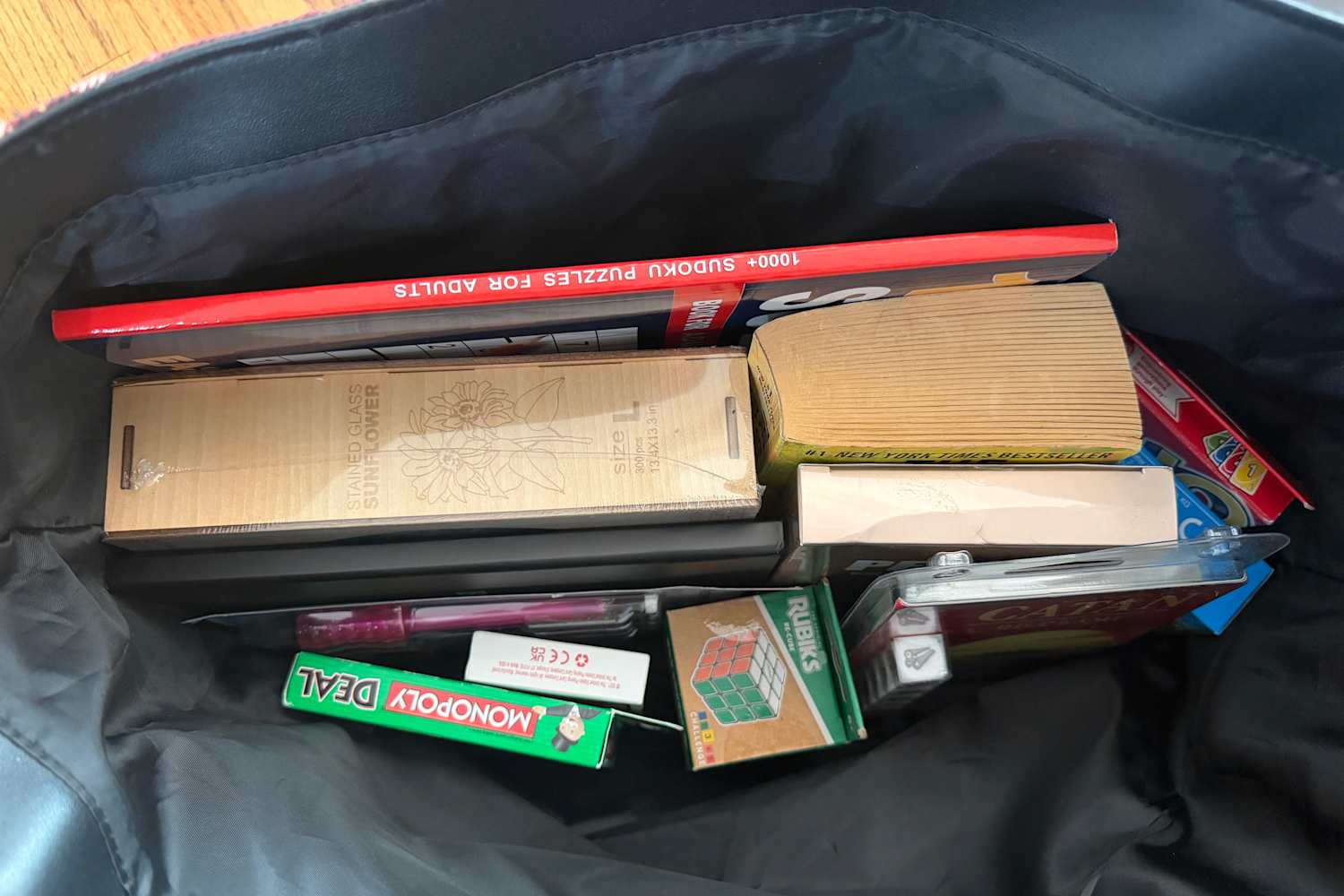 I Traded My Phone for an "Analog Bag" at Night - Here's What Happened