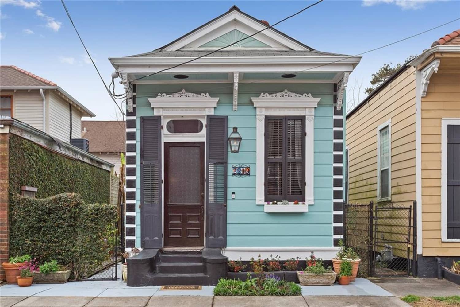 shotgun-houses-for-sale-2210-governor-nicholls-st-new-orleans