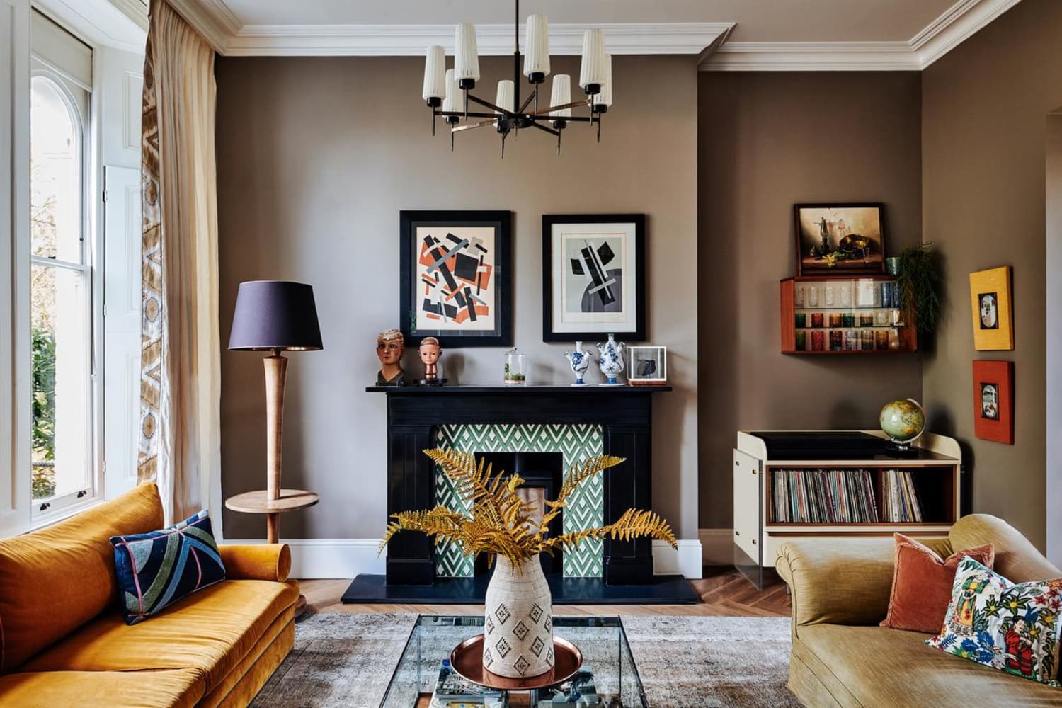 How to Decorate with Dark Brown, According to Designers | Apartment Therapy, image size:1500x1000