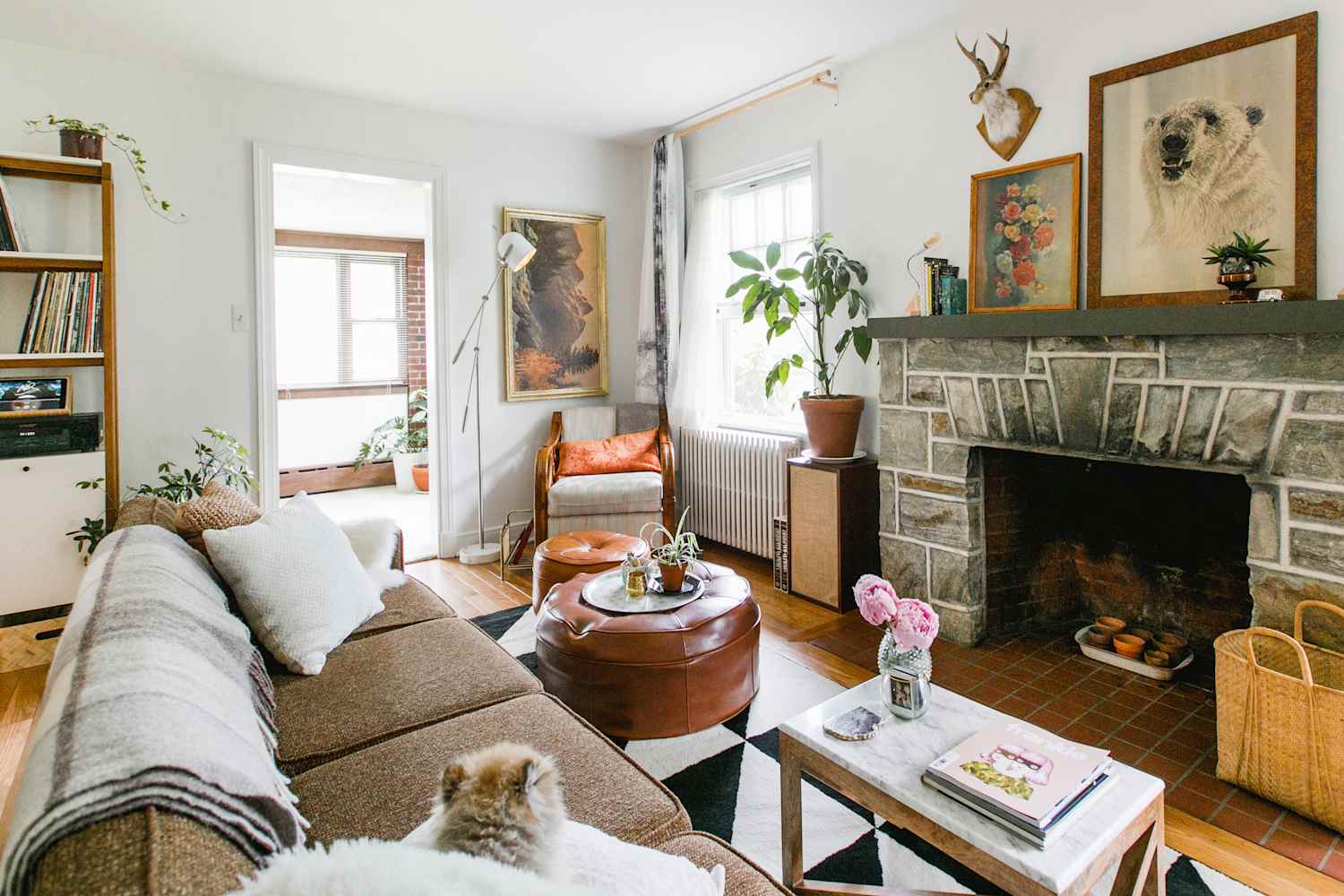 Designers Say This Cozy '90s Fabric Taking Over Sofas and More for Fall