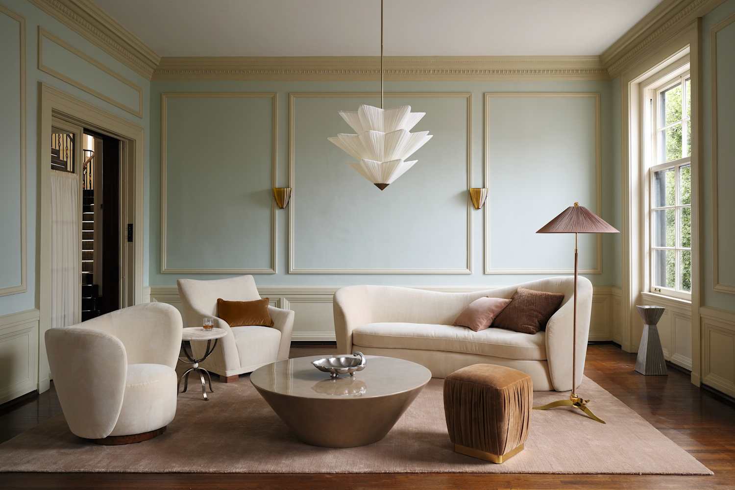 Crate & Barrel's "Stunning" New Collab Feels Like Old Hollywood Meets Mid-Century European Glam