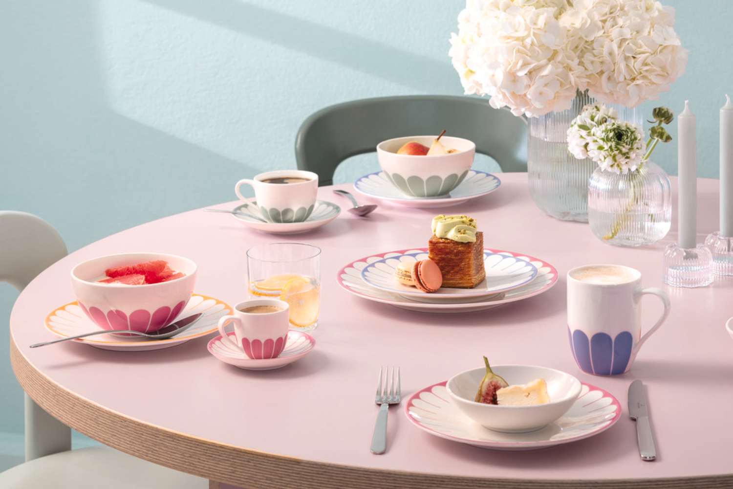 5 Dinnerware Trends Replacing Plain White Plates in 2026