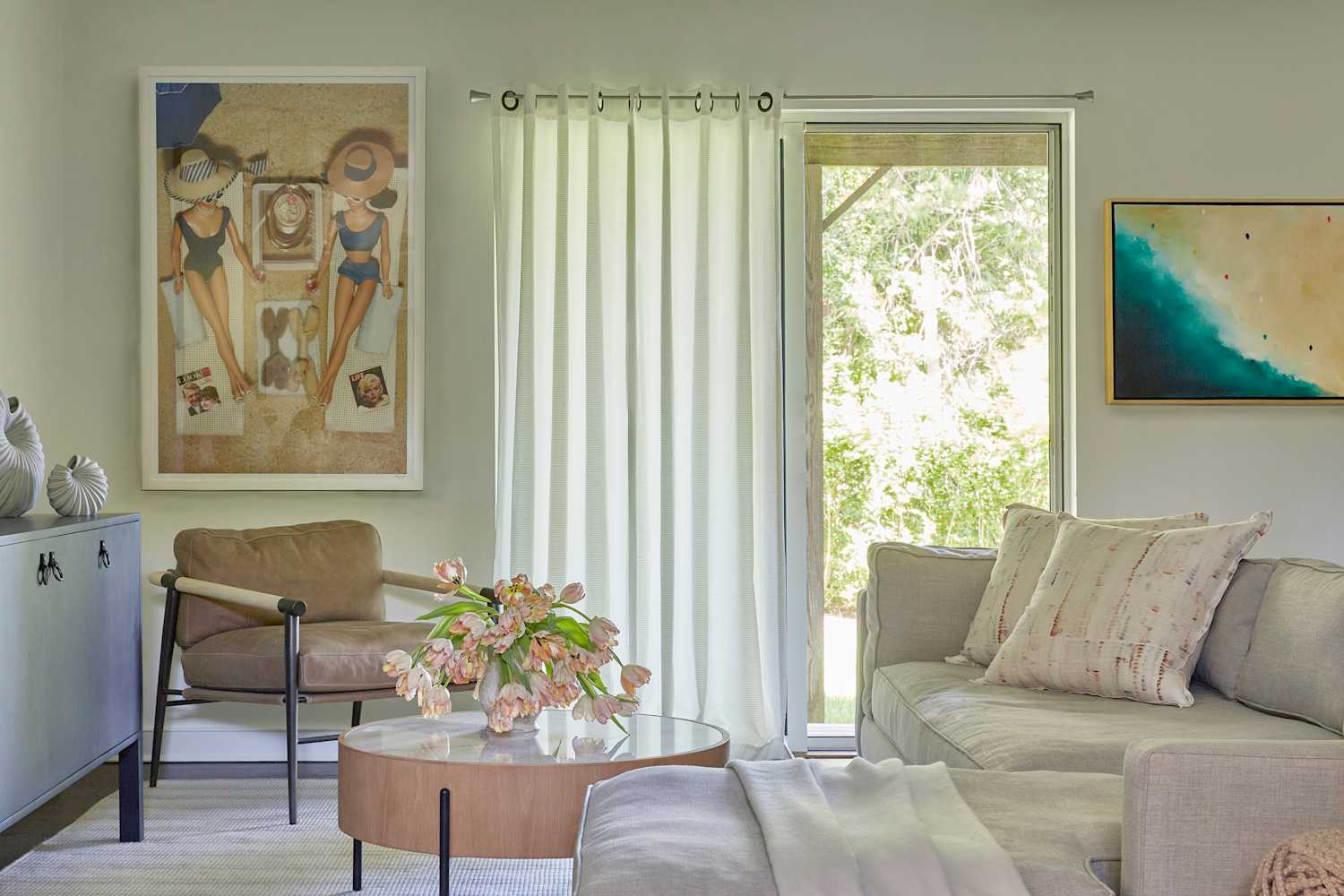 This Montauk Bungalow Went from Builder-Grade to Charming in 3 Months