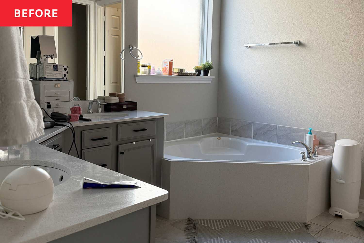 This Bathroom Makeover Proves You Don't Need to Change the Layout to Change Everything