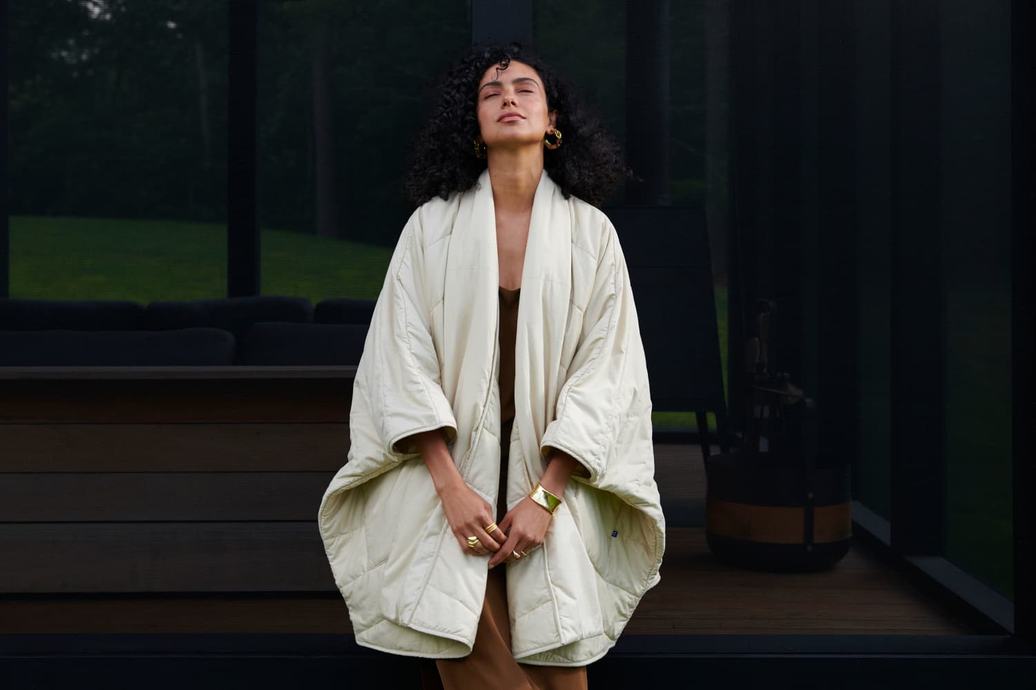 Casper's New Blanket Robe Is an EditorFavorite Loungewear Staple Apartment Therapy