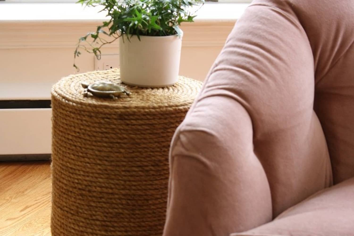 Rope side deals table
