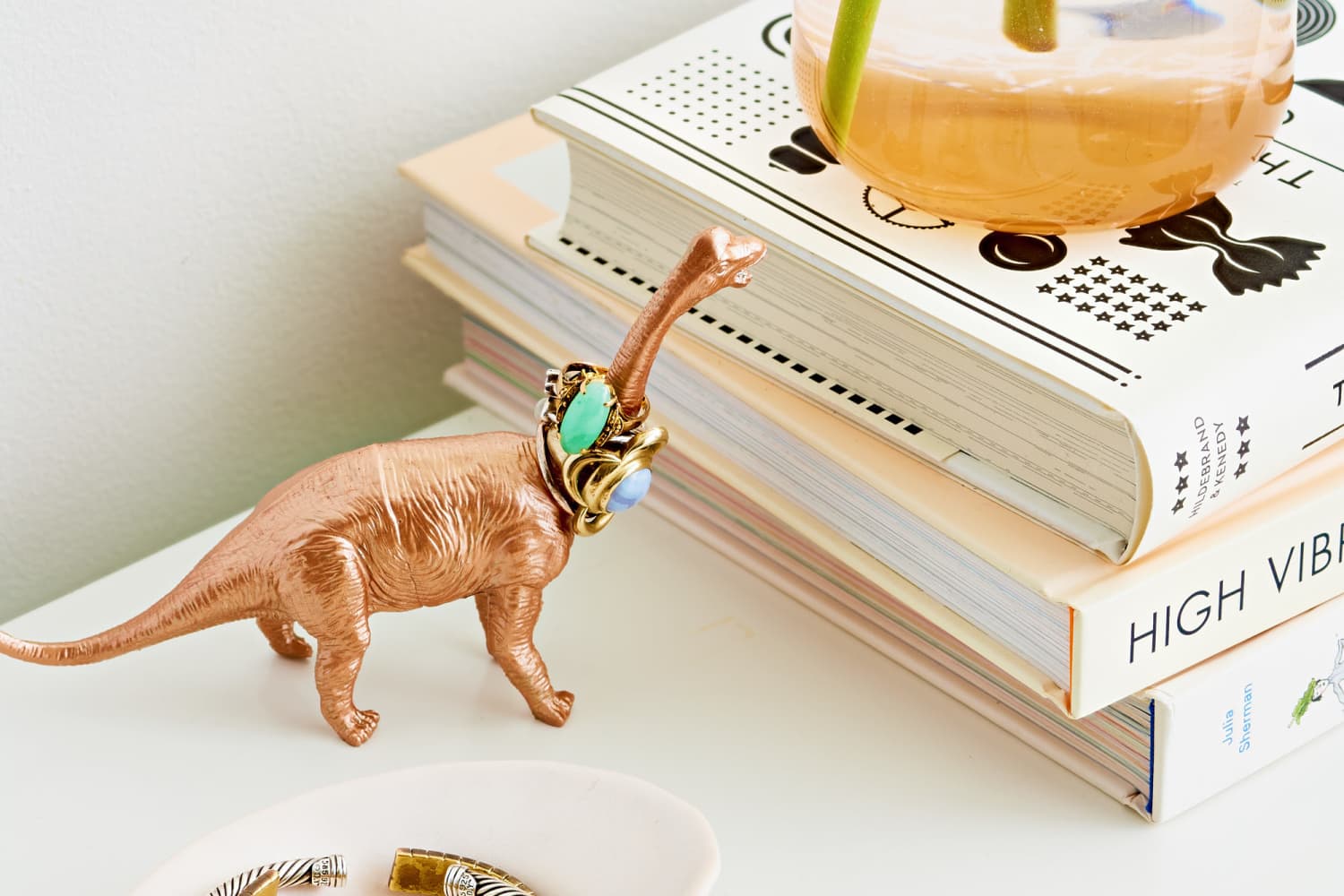 How to Store Necklaces & Other Jewelry 14 Creative Ideas Apartment