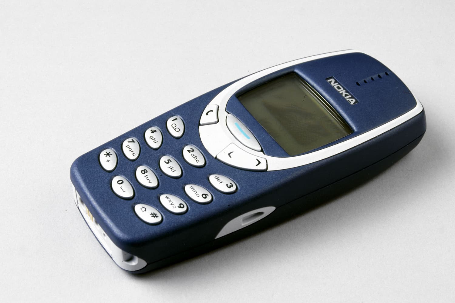 Nokia Is Bringing Back Its Classic 3310 Phone | Apartment Therapy