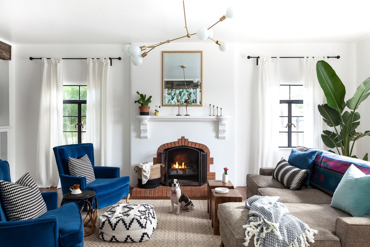 Living room design with fireplace outlet
