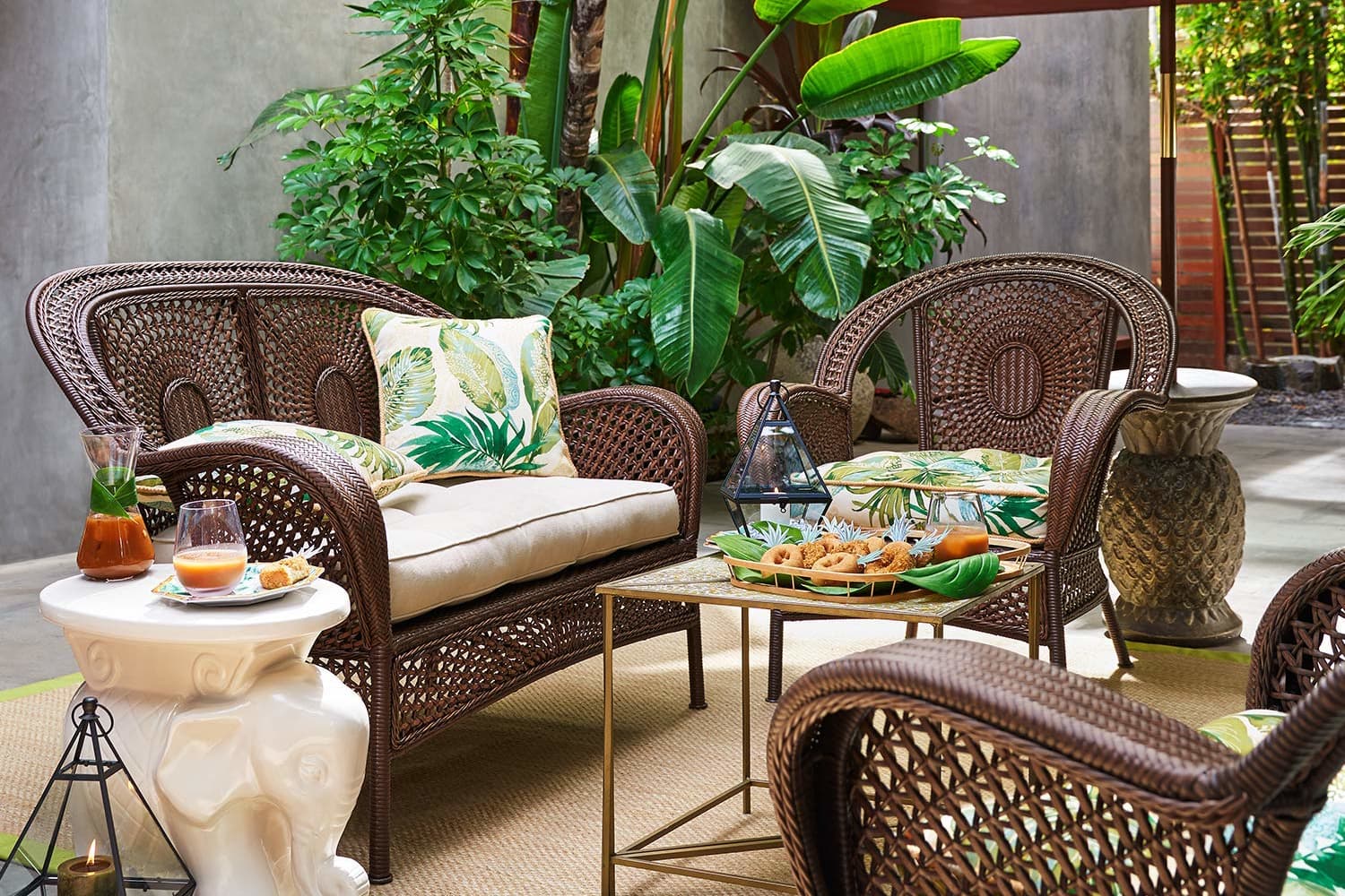 Wicker chairs at pier one clearance