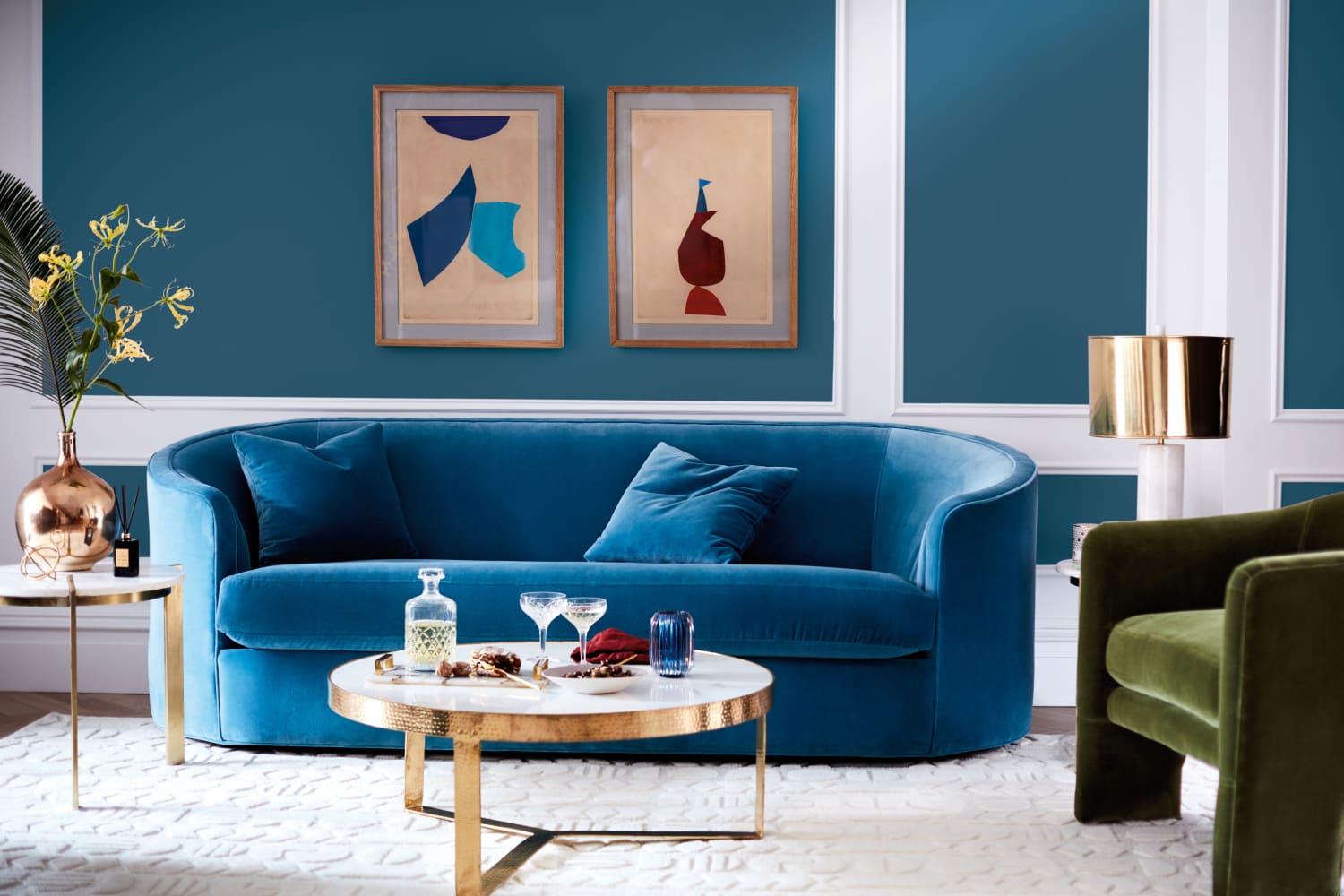Blue velvet couch store anthropologie