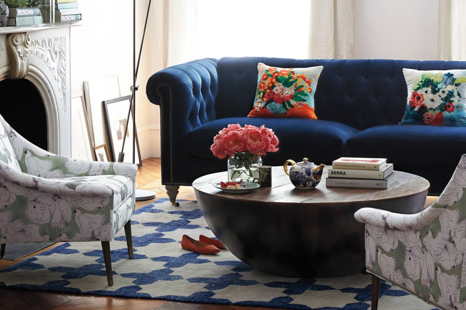 Chesterfield best sale sofa pillows