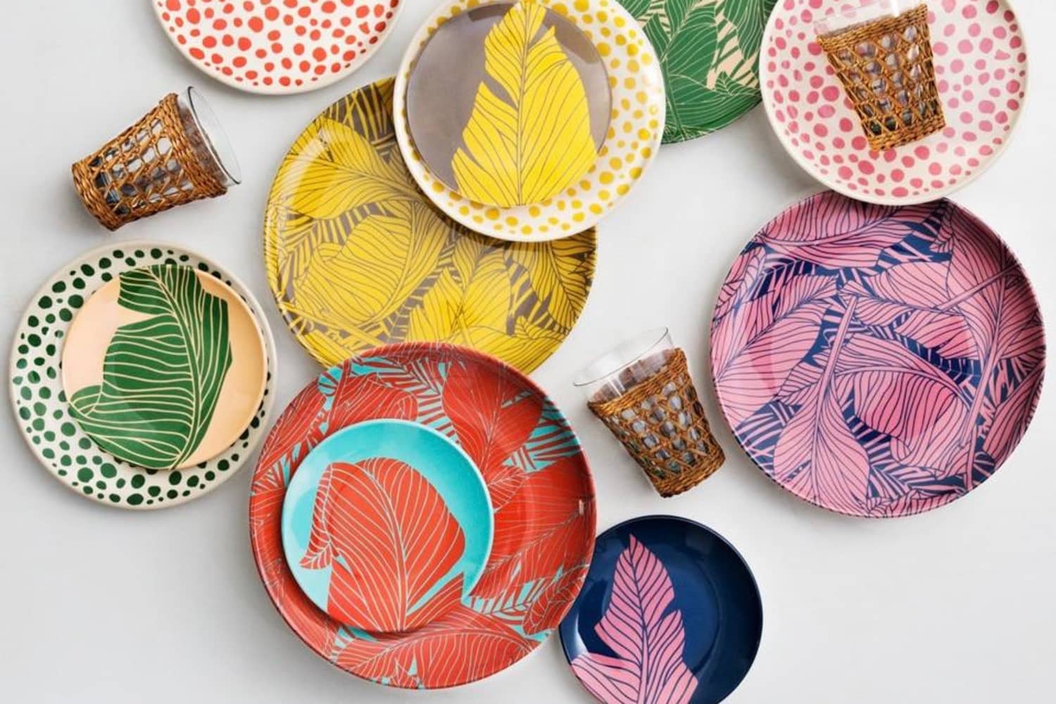 Melamine outlet plates set