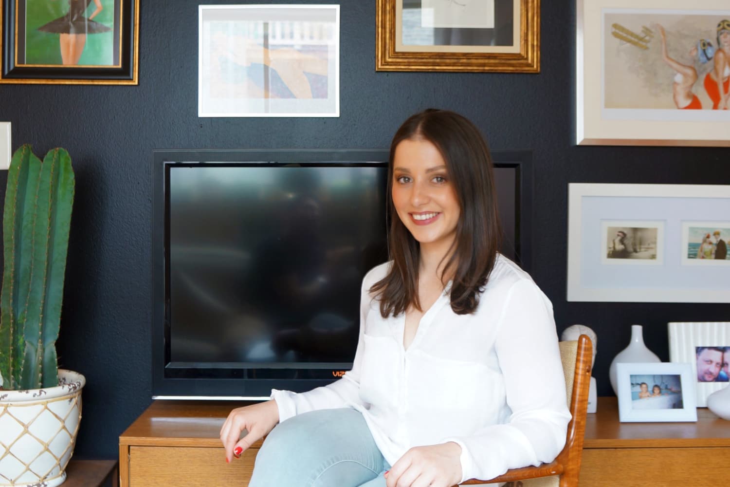 Sanja's Modern Art-Filled Chicago Apartment | Apartment Therapy