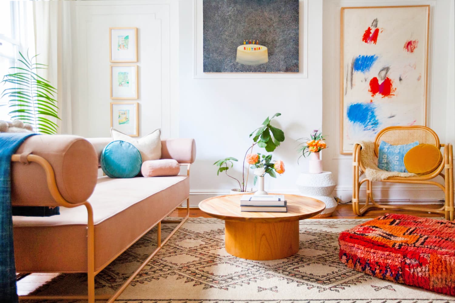 Used urban best sale outfitters furniture