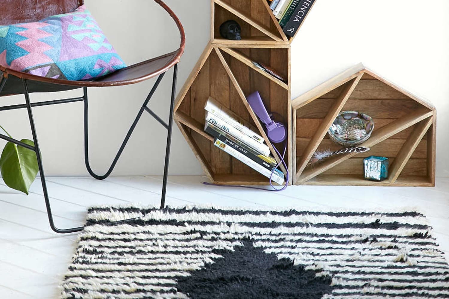 Geometric wood shop wall shelf