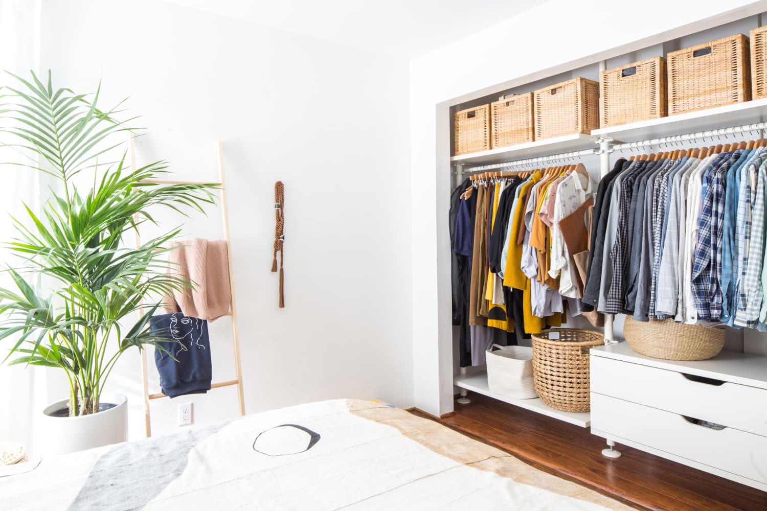 Easy home organization best sale deluxe wardrobe organizer