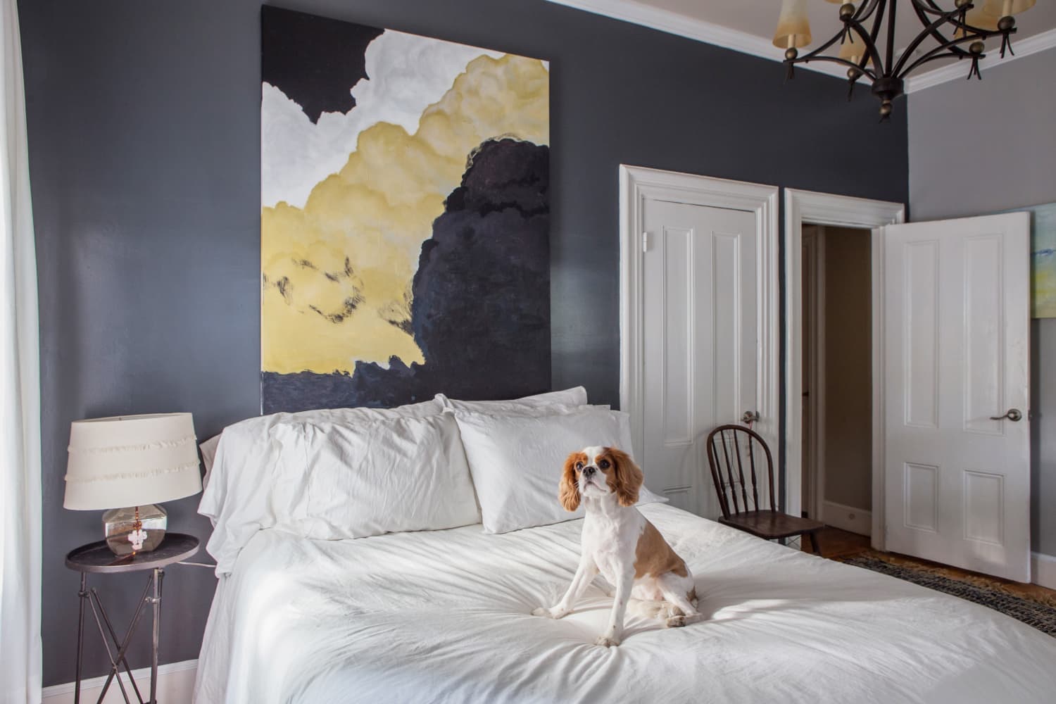 Nate Berkus Tried The Viral “Sushi Roll” Method of Putting a Duvet Cover On — Here’s What He