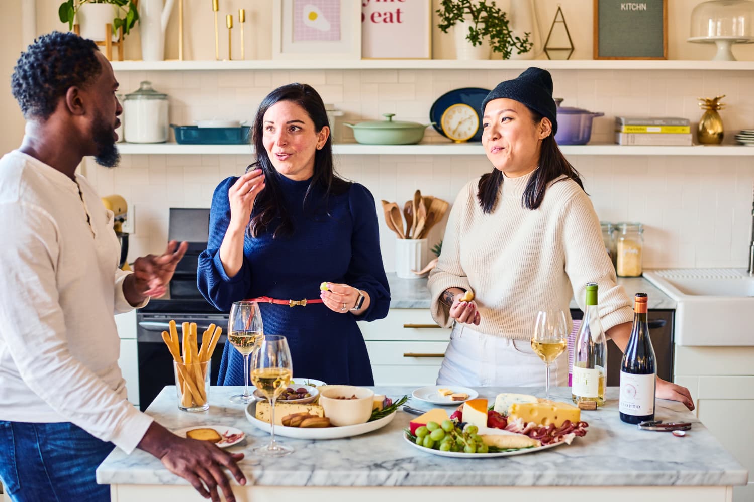 This Under-the-Radar Site You Should Be Shopping for All of Your Spring Entertaining Must-Haves