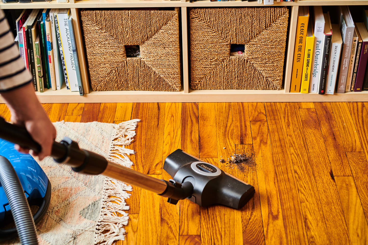 Bed Bath & Beyond's Vacuum Sale Has Deals on Shark, Bissell, and More