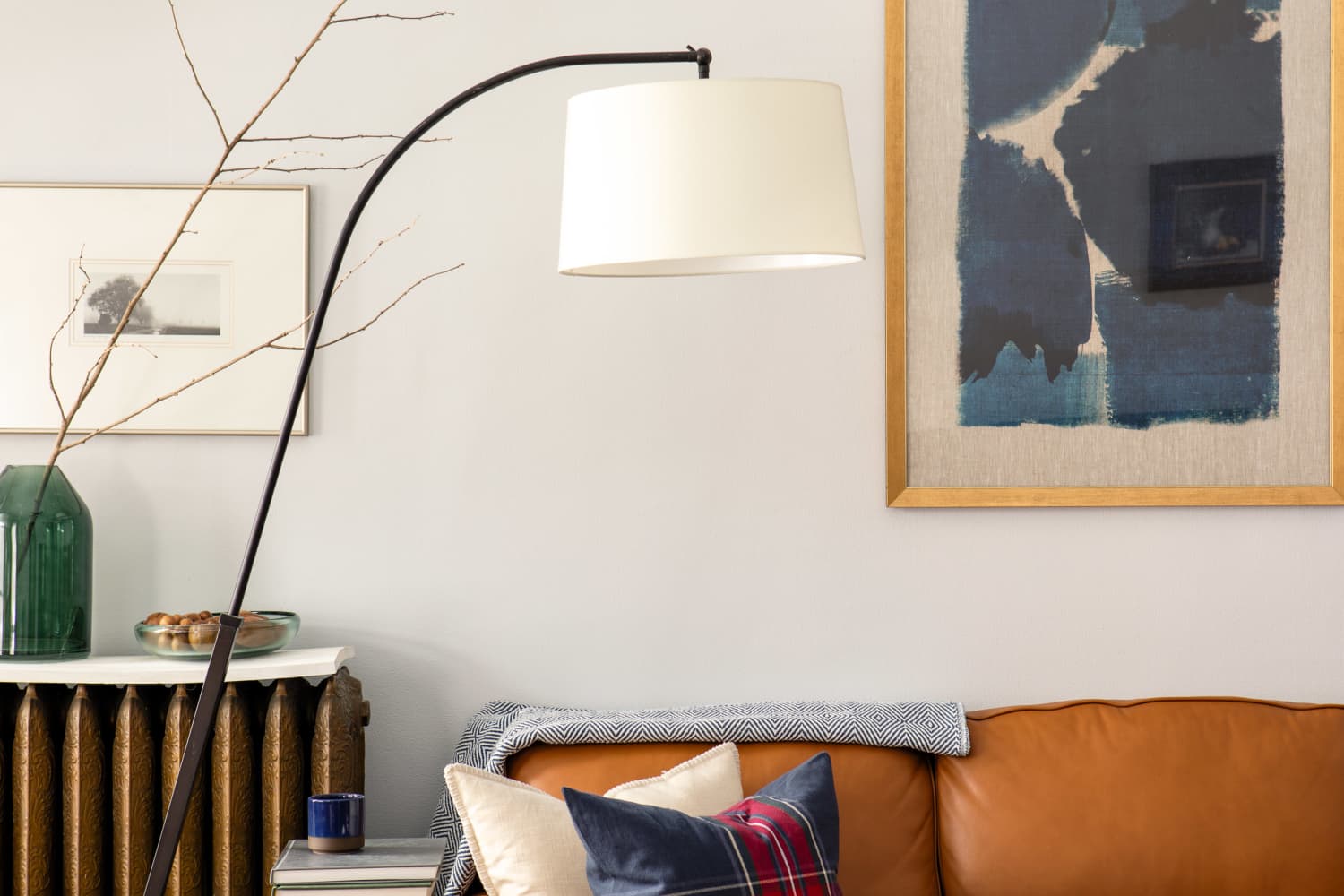 living room lamp frame