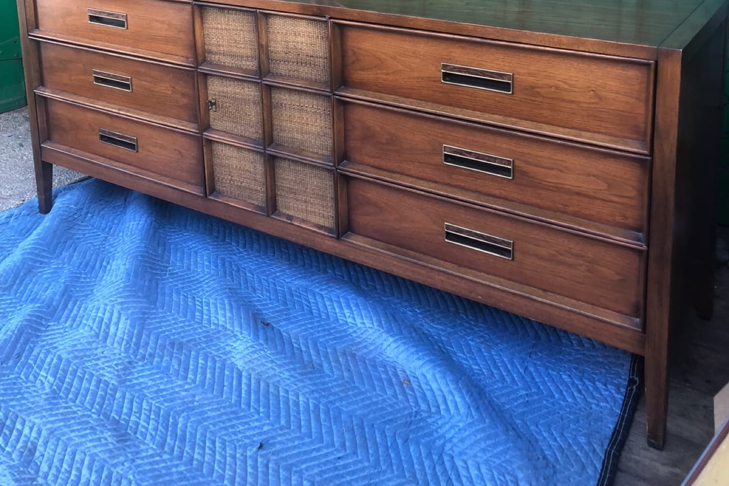 Shop Beautiful Mid Century Dressers on Bazaar Apartment Therapy