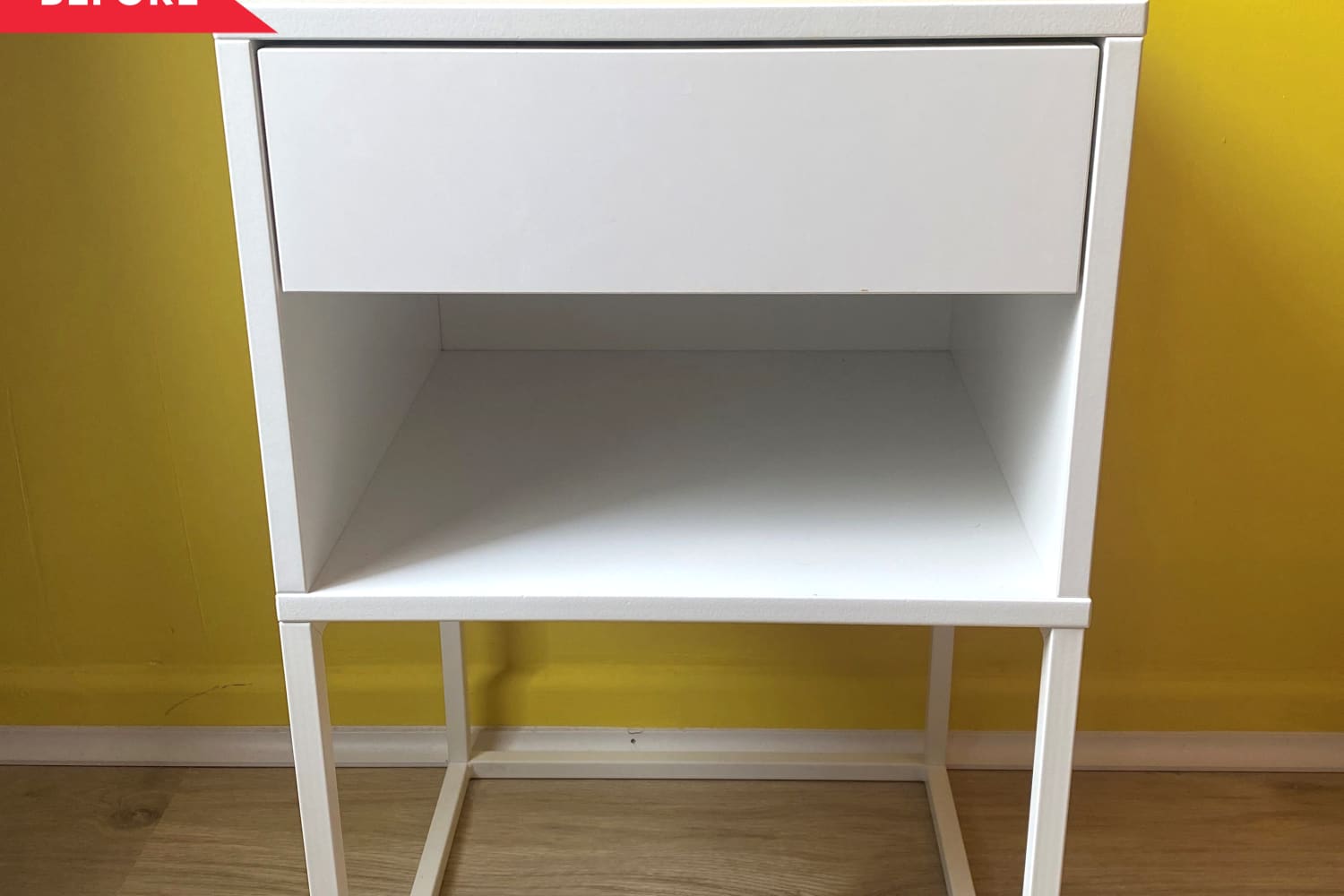 Vikhammer nightstand white discount