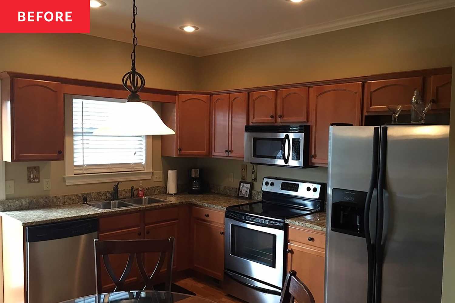 This “Stuck in 2007” Kitchen Got a $600 Boho-Style Makeover | Apartment ...