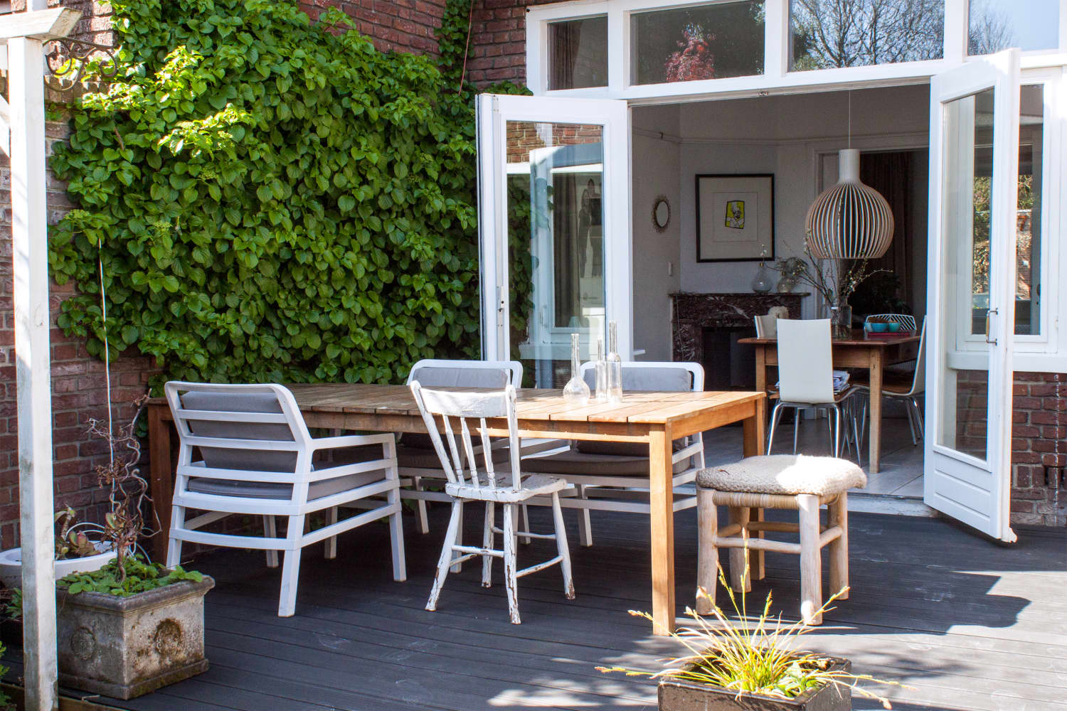 This Quick and Easy Outdoor Upgrade Will Instantly Make Your Home Ready for Spring Entertaining