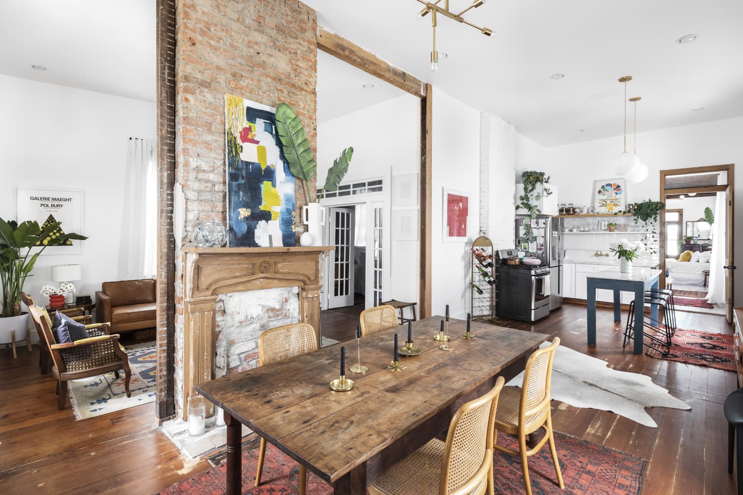 Stained Glass Transoms Are the Feature I Wish My Home Had | Apartment ...