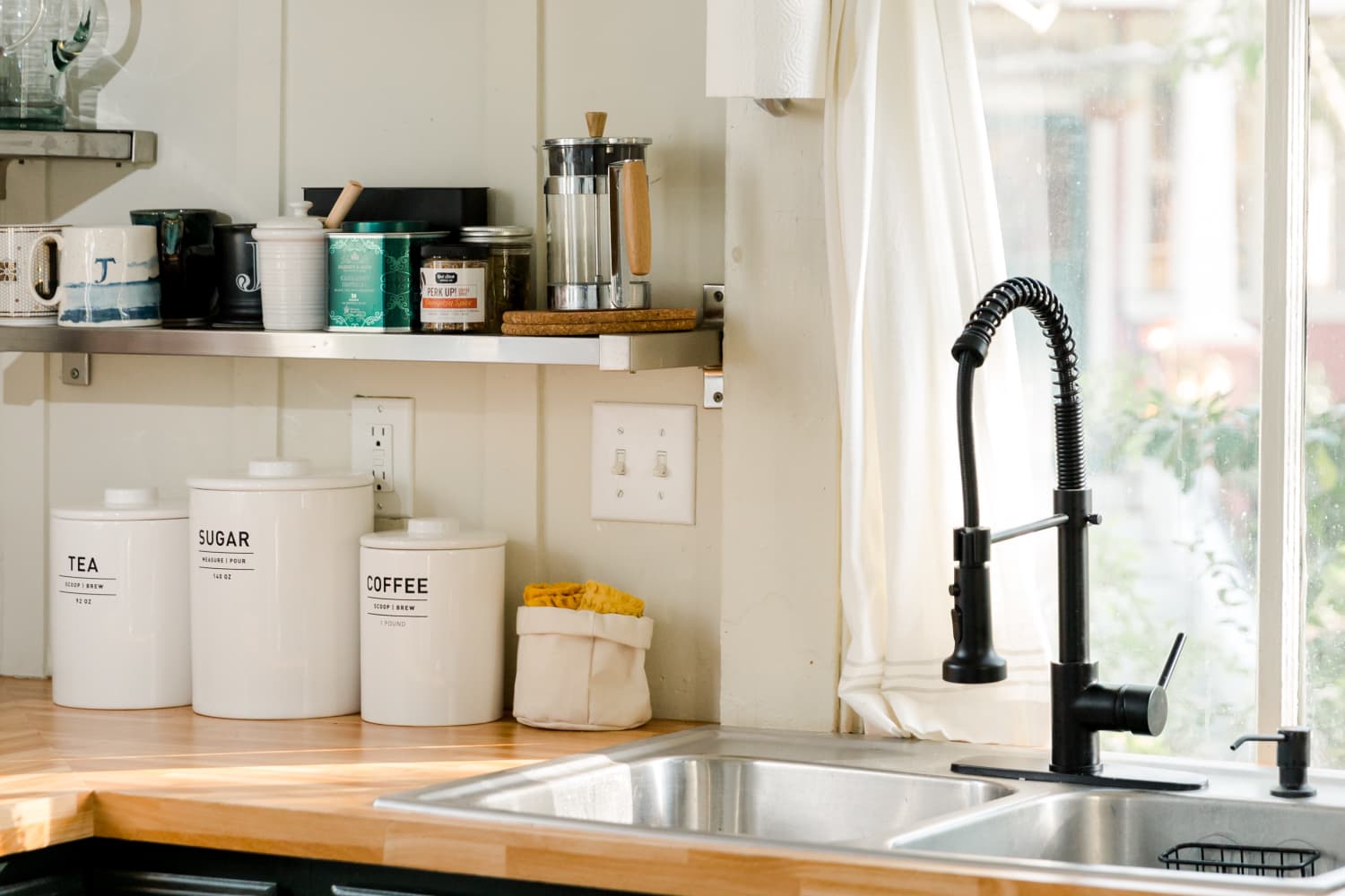This Pro Organizer’s “Zoning” Method Will Make the Most of Your Kitchen Space