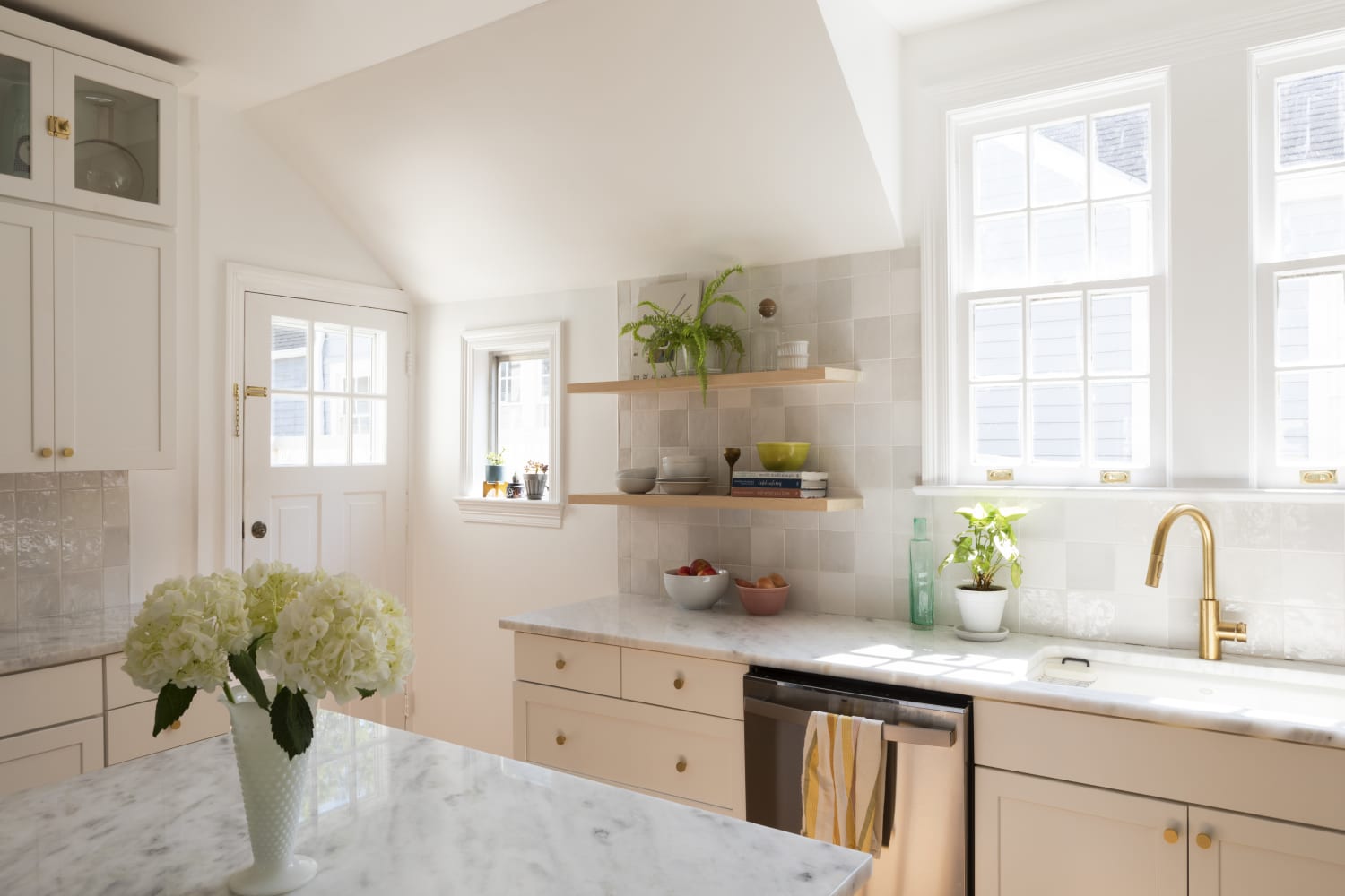 The Cost of an Average Kitchen Remodel Is Probably Way More Than You Think