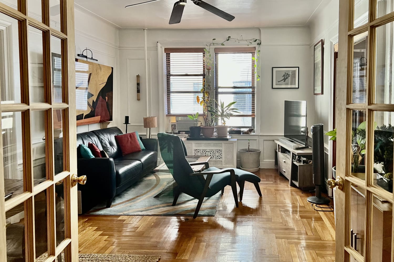 Here's How to Use Wall Panels to Fake Architectural Charm in a Home ...