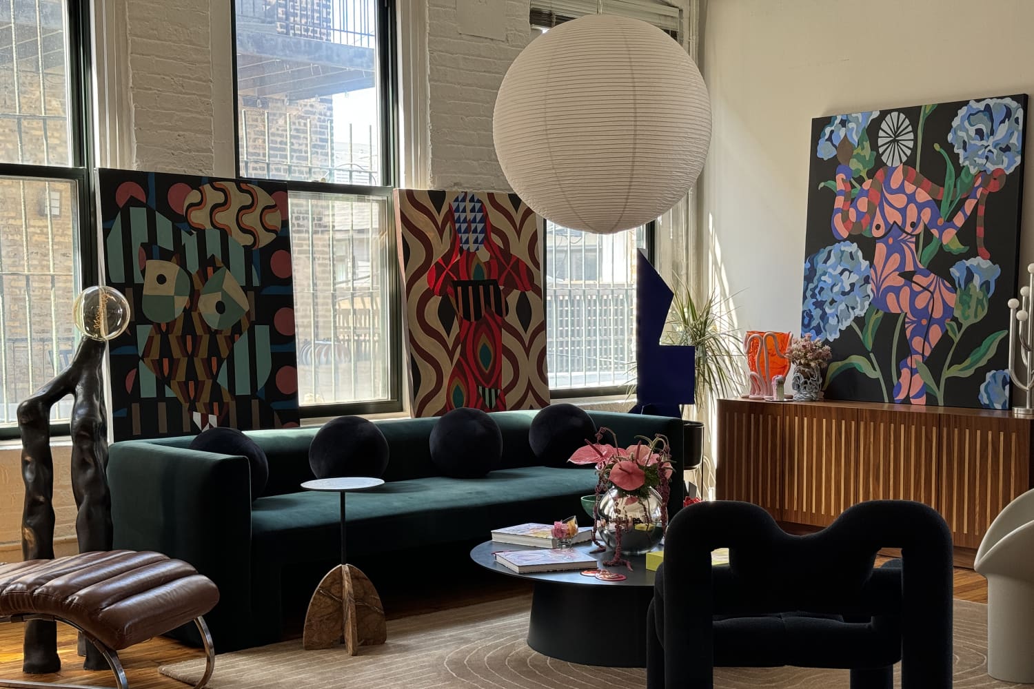 Tour This Chicago Loft That’s Bursting With Gorgeous Artwork ...