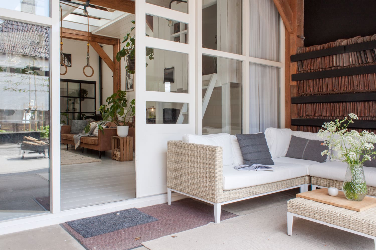 This Stylish 4-Piece Patio Set With More Than 3,000 5-Star Amazon Reviews Will Upgrade Your Outdoor Space (It’s 30% Off!)