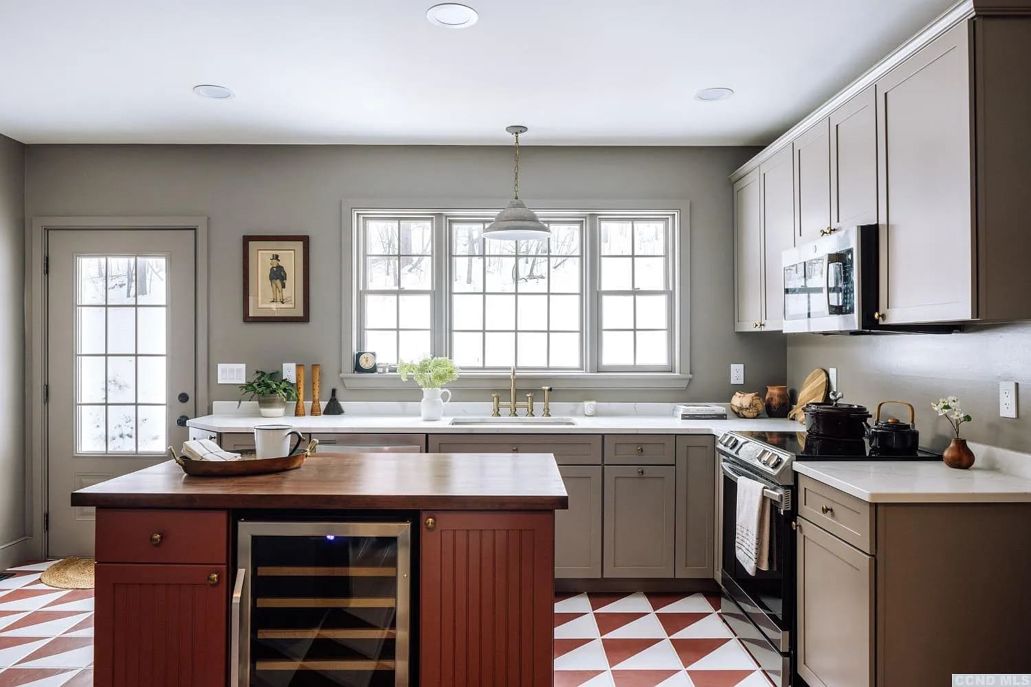 Chatham Homes for Sale — 48 Goetz Rd, East Chatham, New York Apartment Therapy