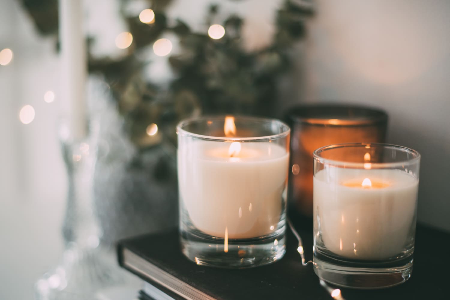 This 30Second Hack Turns Ordinary Candles Into Marble Candles