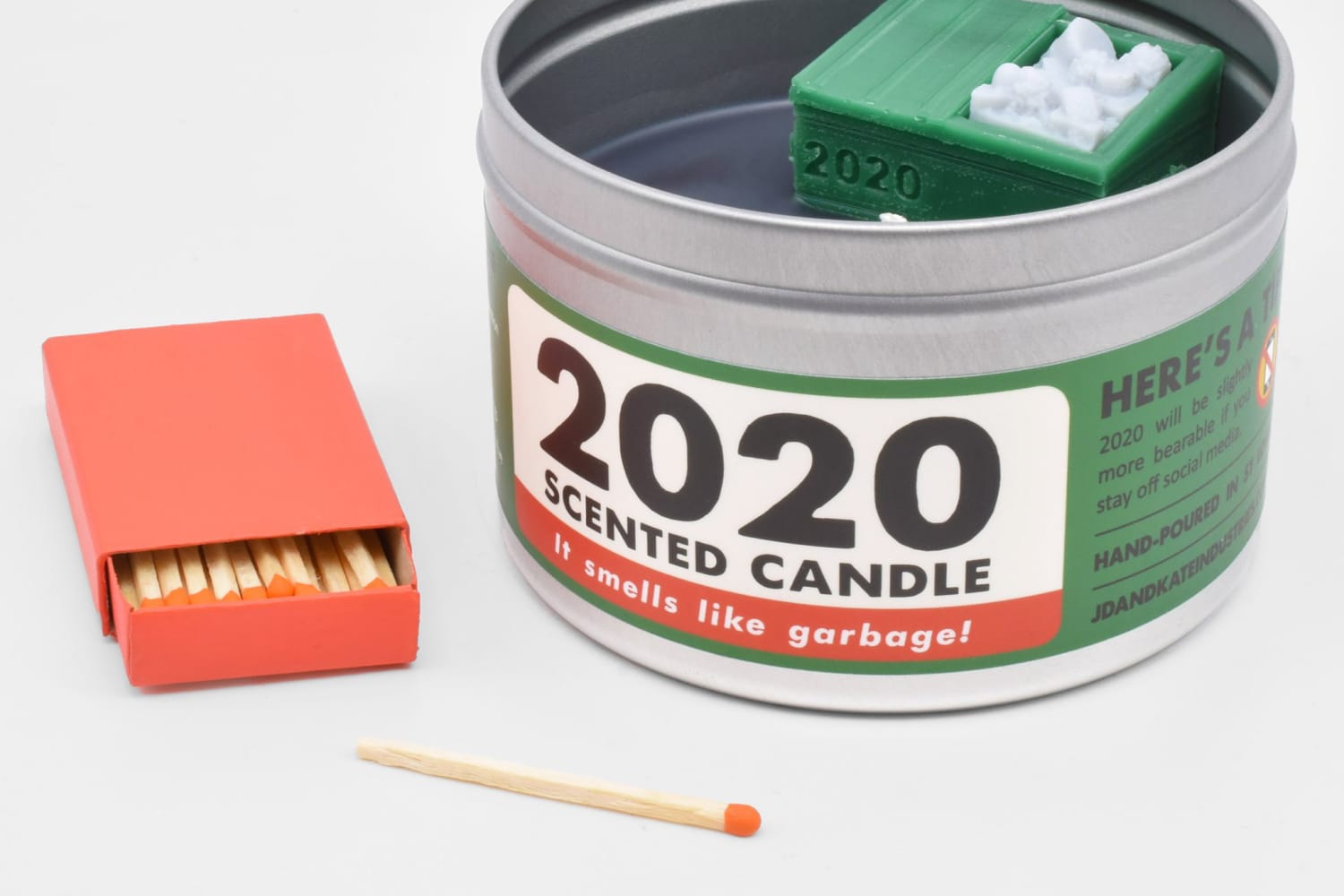 2020 Candles Exist, and Yes, They Smell Like Banana Bread and Hand