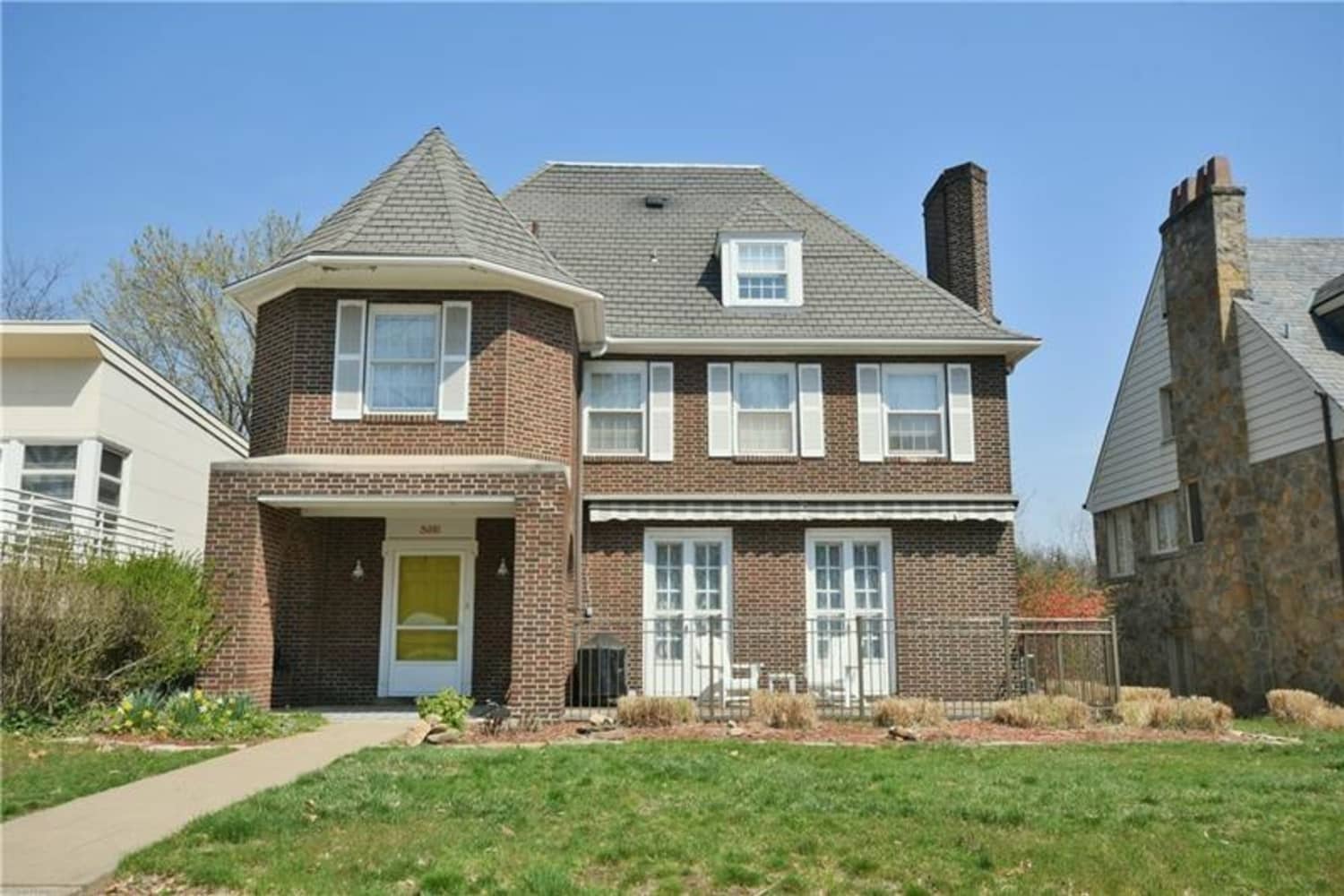 Mister Rogers Pittsburgh Home for Sale Apartment Therapy