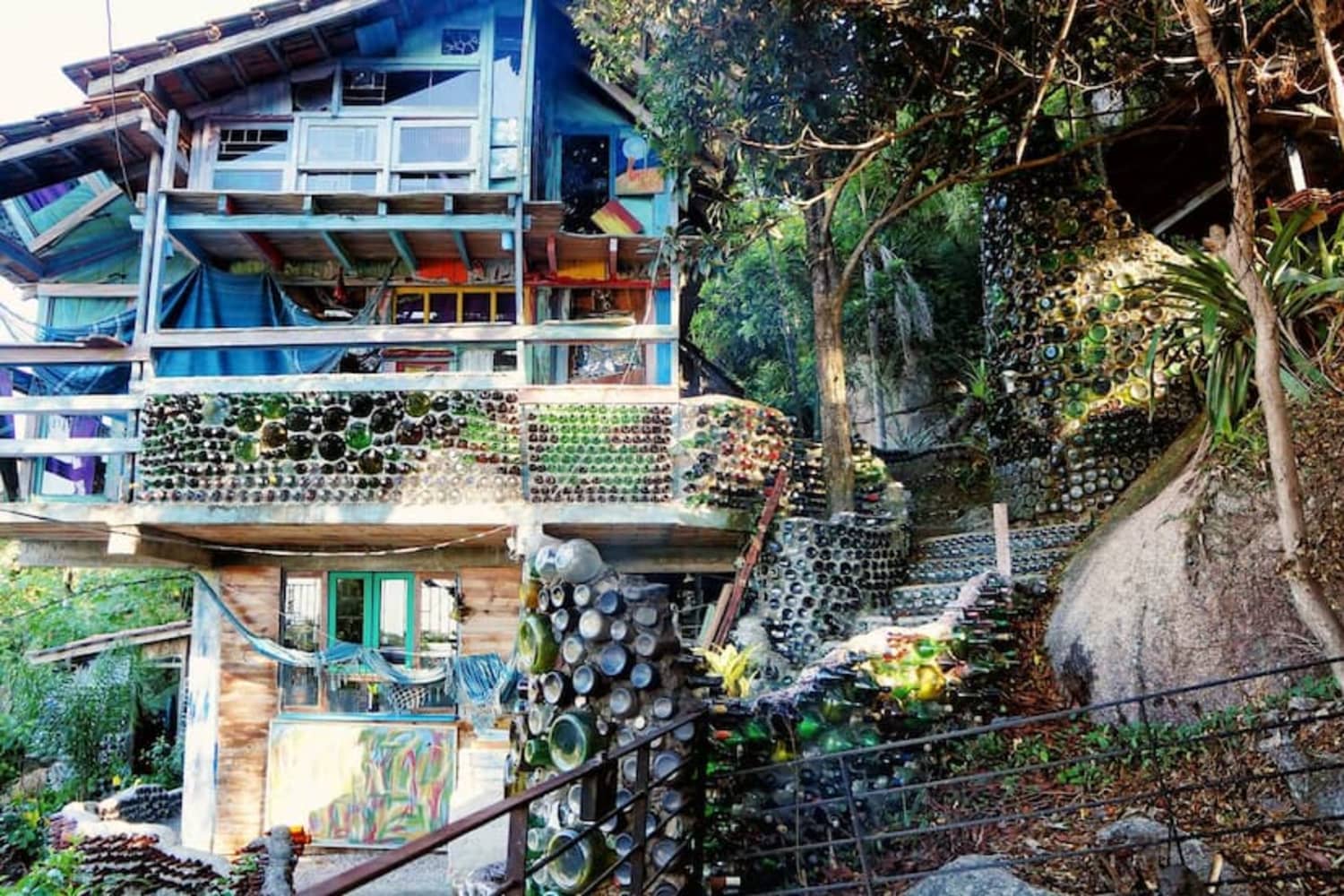 These Are the World’s Weirdest Airbnbs, So You Can Plan Your Travel
