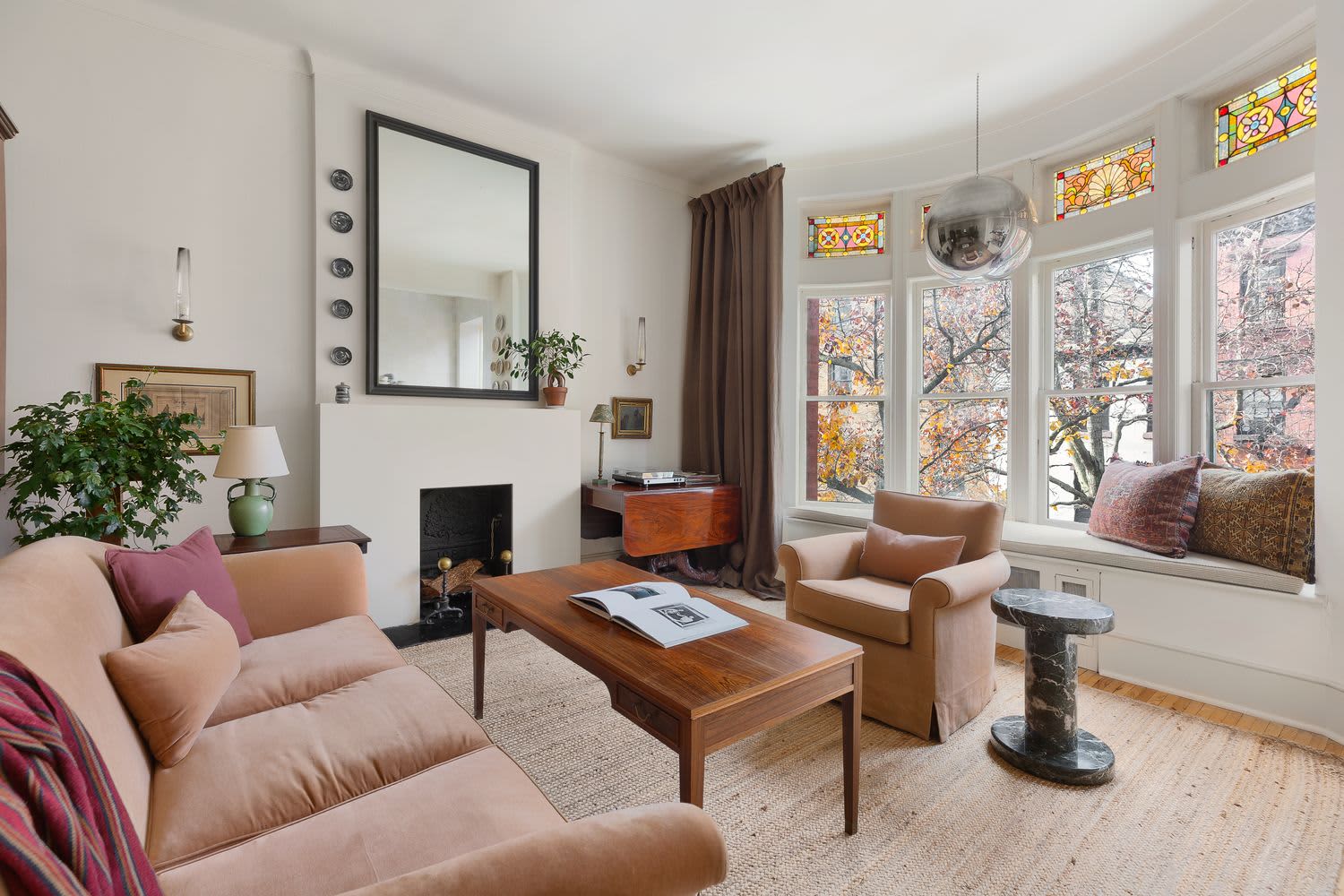 15 Living Room Lighting Ideas That’ll Brighten Up Your Life