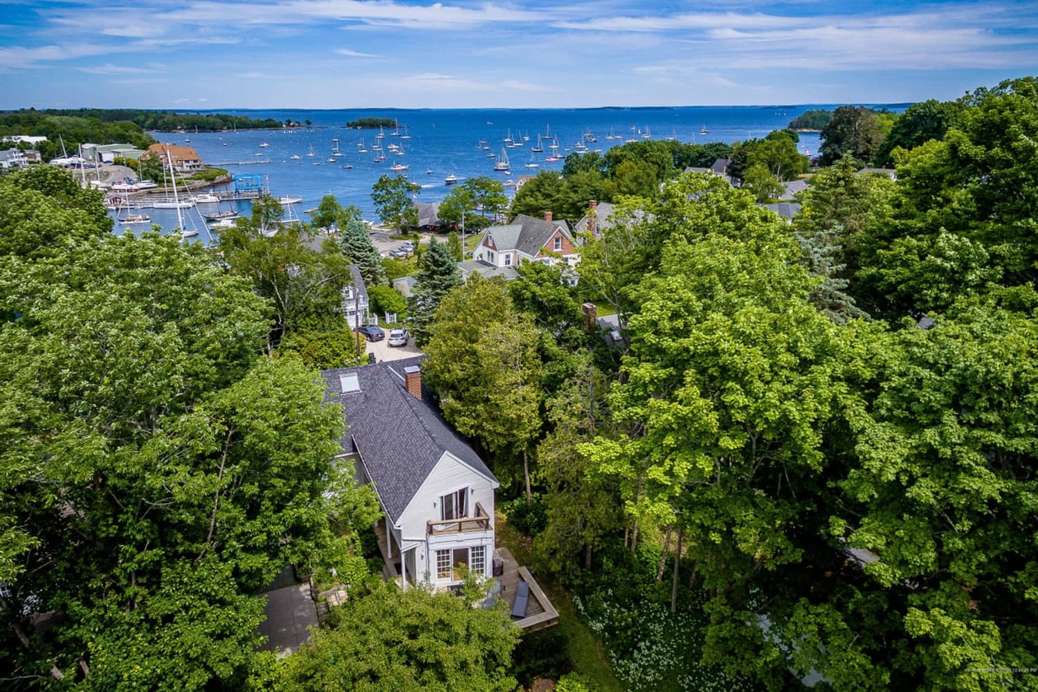 65 Chestnut St., Camden, Maine — Farmhouses for Sale Apartment Therapy