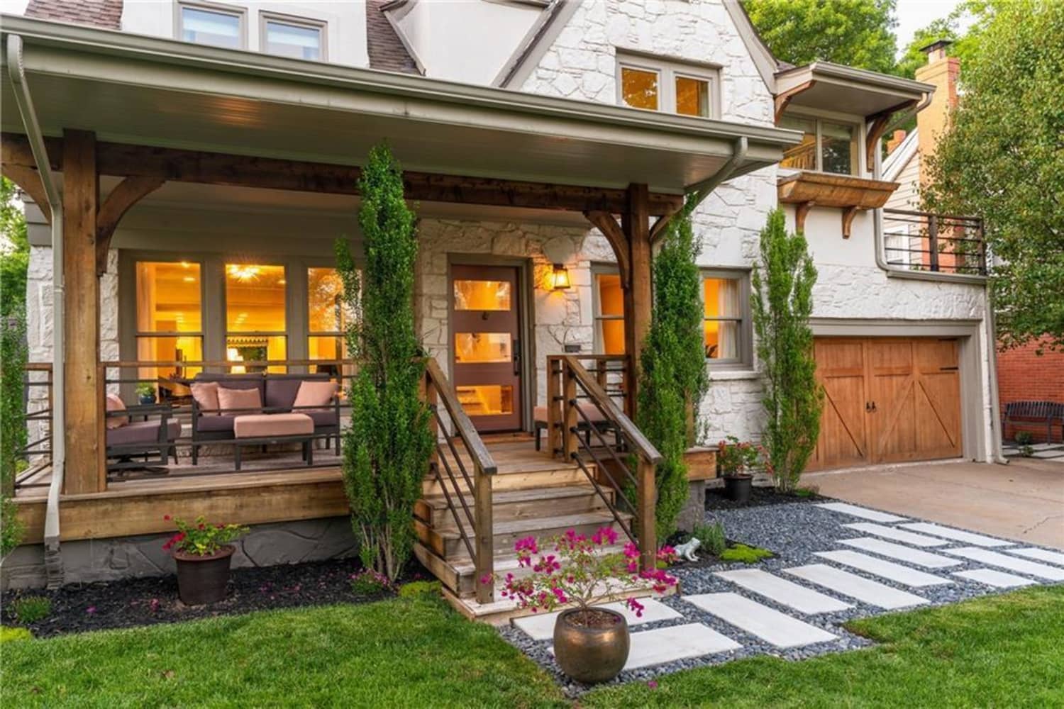 1113 Tedford Way Nichols Hills, Oklahoma — Homes for Sale Apartment Therapy