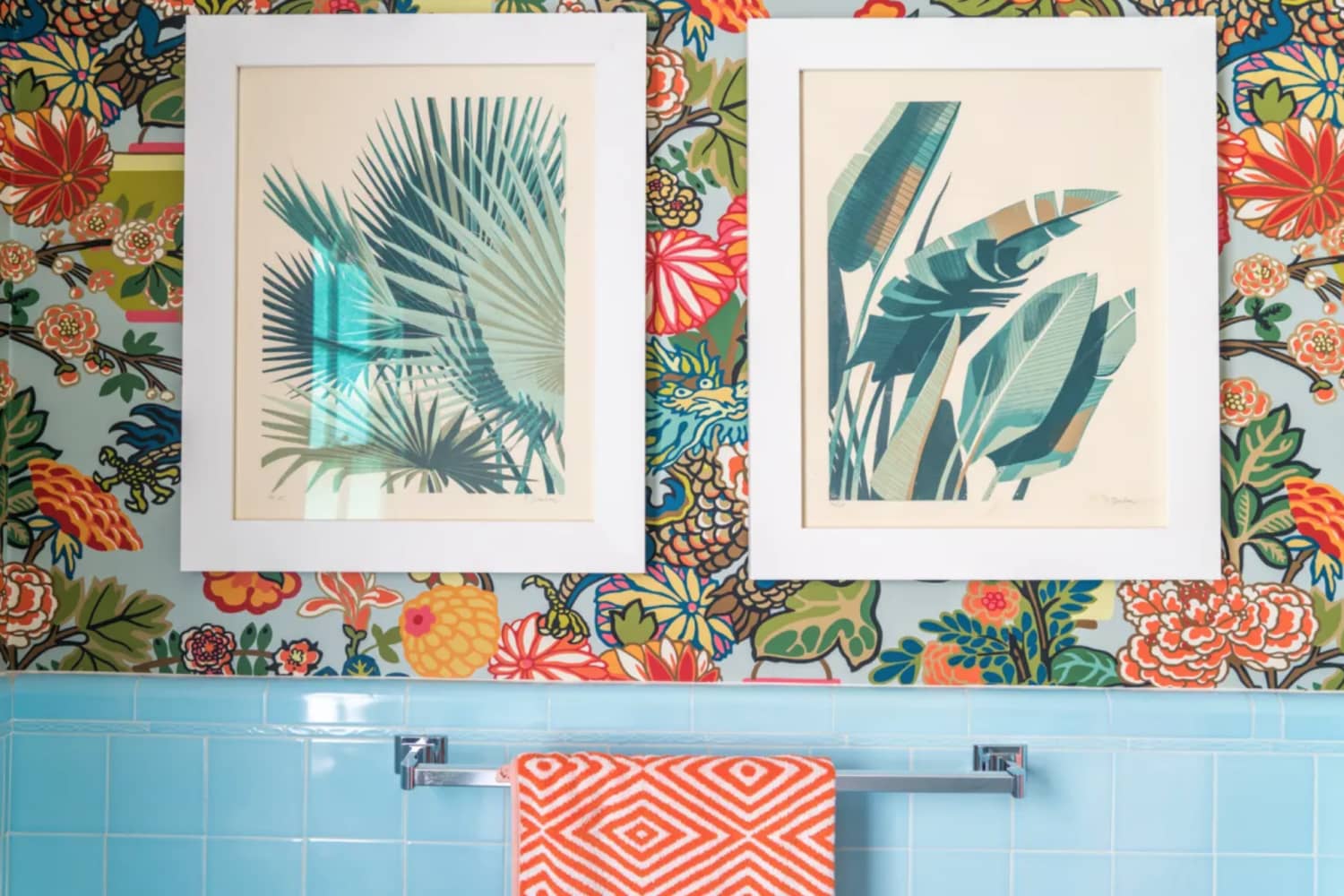 Decorating Ideas For Bathroom Walls