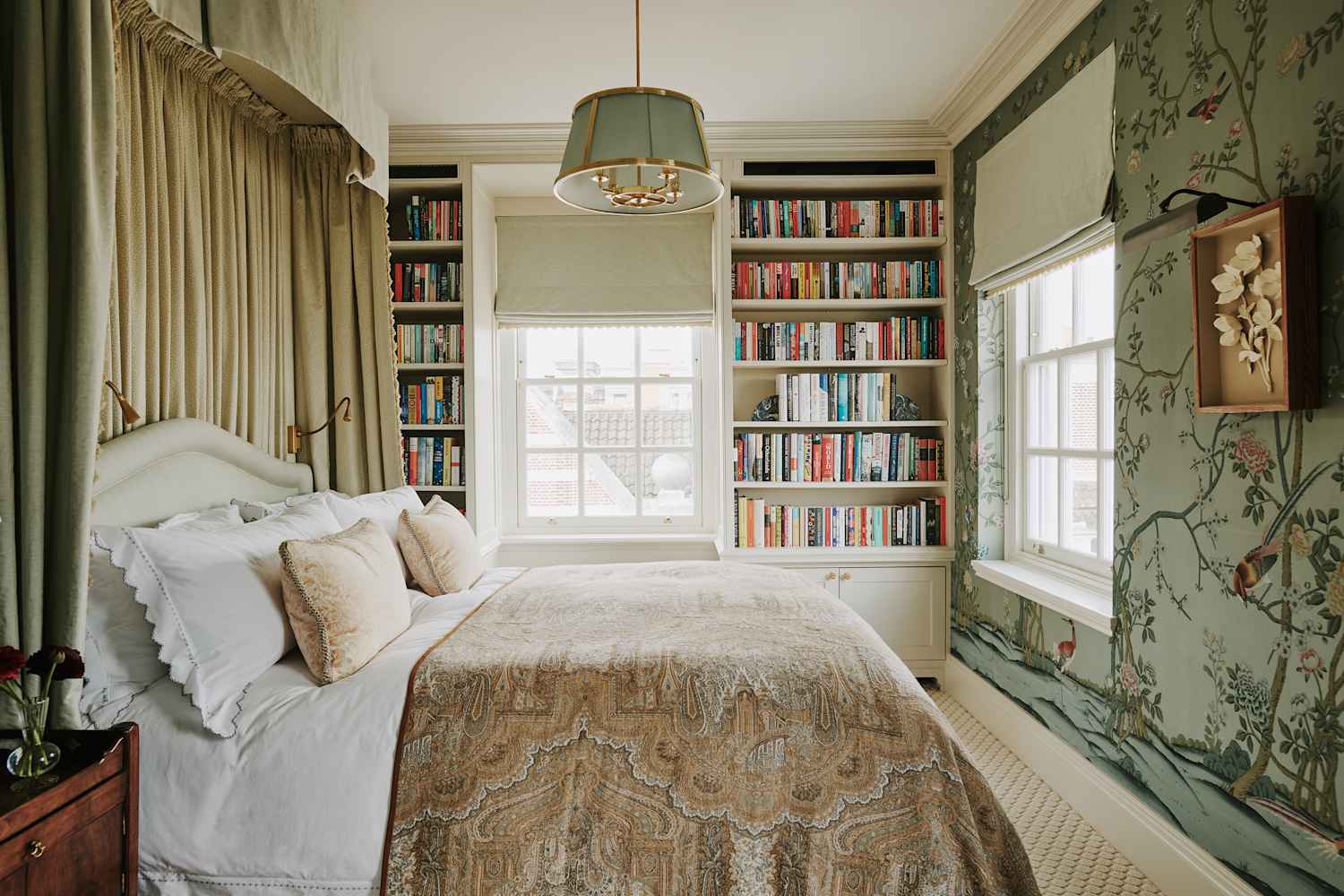 What Is a Half-Tester Bed? | Apartment Therapy