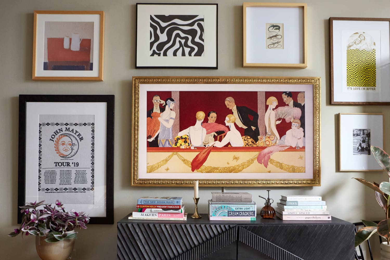 The “Junk Journal” Method Is a Special Way To Decorate Walls ...