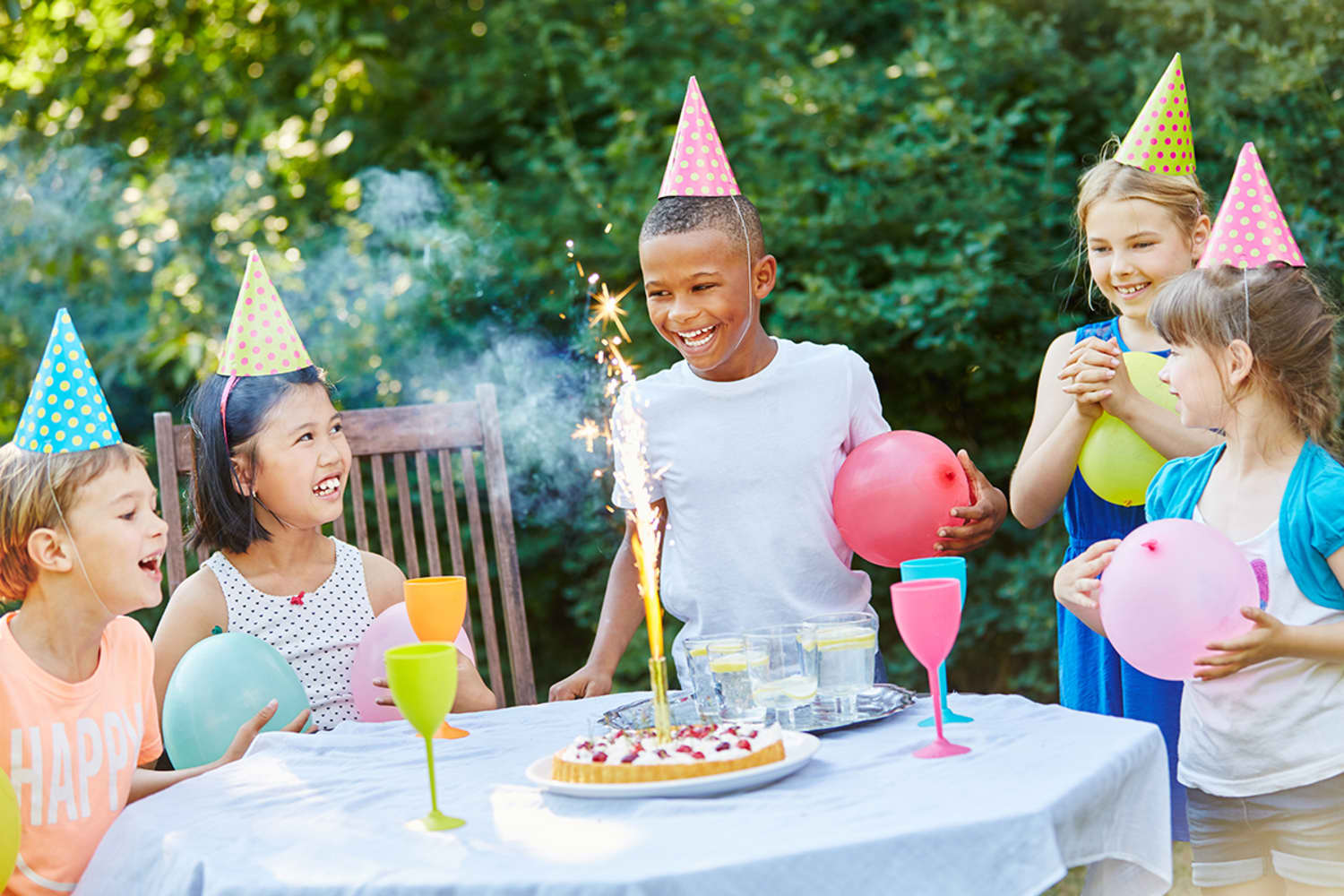 5 Easy and Inexpensive Ways to Incorporate Kids' Birthday Themes